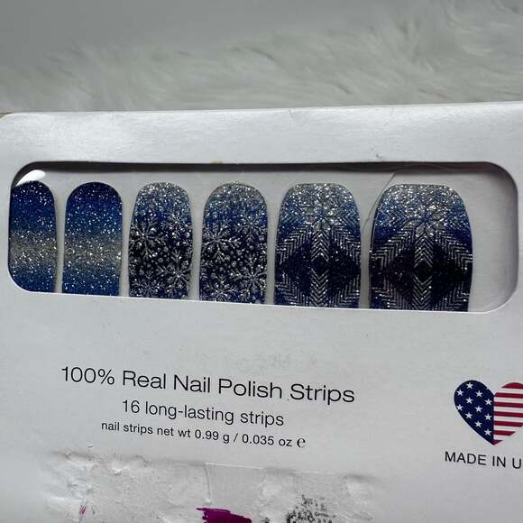 Color Street Nail Polish Strips - 3 piece set - Picture 4 of 4